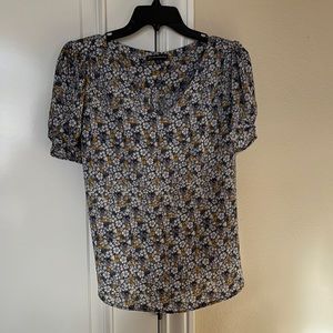 Womens summer floral top